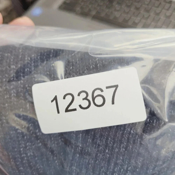 Abercrombie & Fitch Women's Knit Sweater M Slit back 11CT - Picture 7 of 7